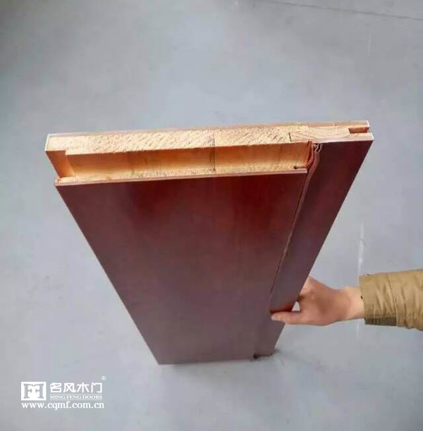 重庆名风木门隆重推出指接材实心套新工艺2015-11-24 09:15:23